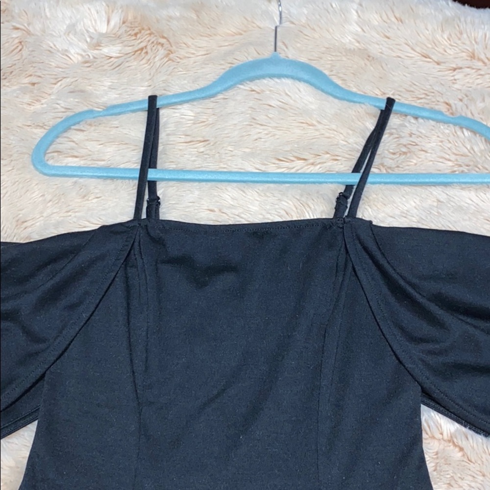 SOLD!!! Cold Shoulder Black Top NWOT - Picture 6 of 12